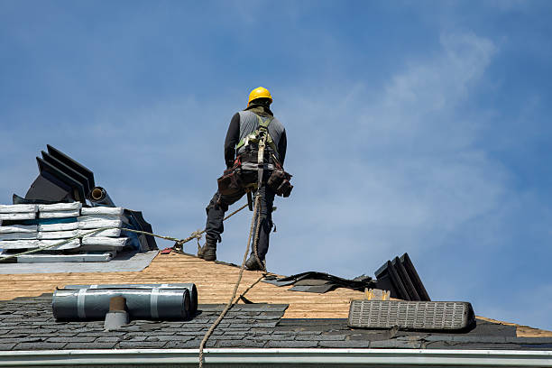 Professional Gutter Installation technician working in Clifford, MI